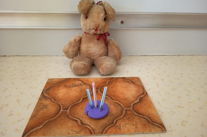 Le Doudou du maitre a 3 ans en PS 🕯️🕯️🕯️