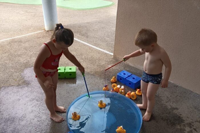 🥵Il fait trop chaud…alors c&rsquo;est jeux d&rsquo;eau!💦